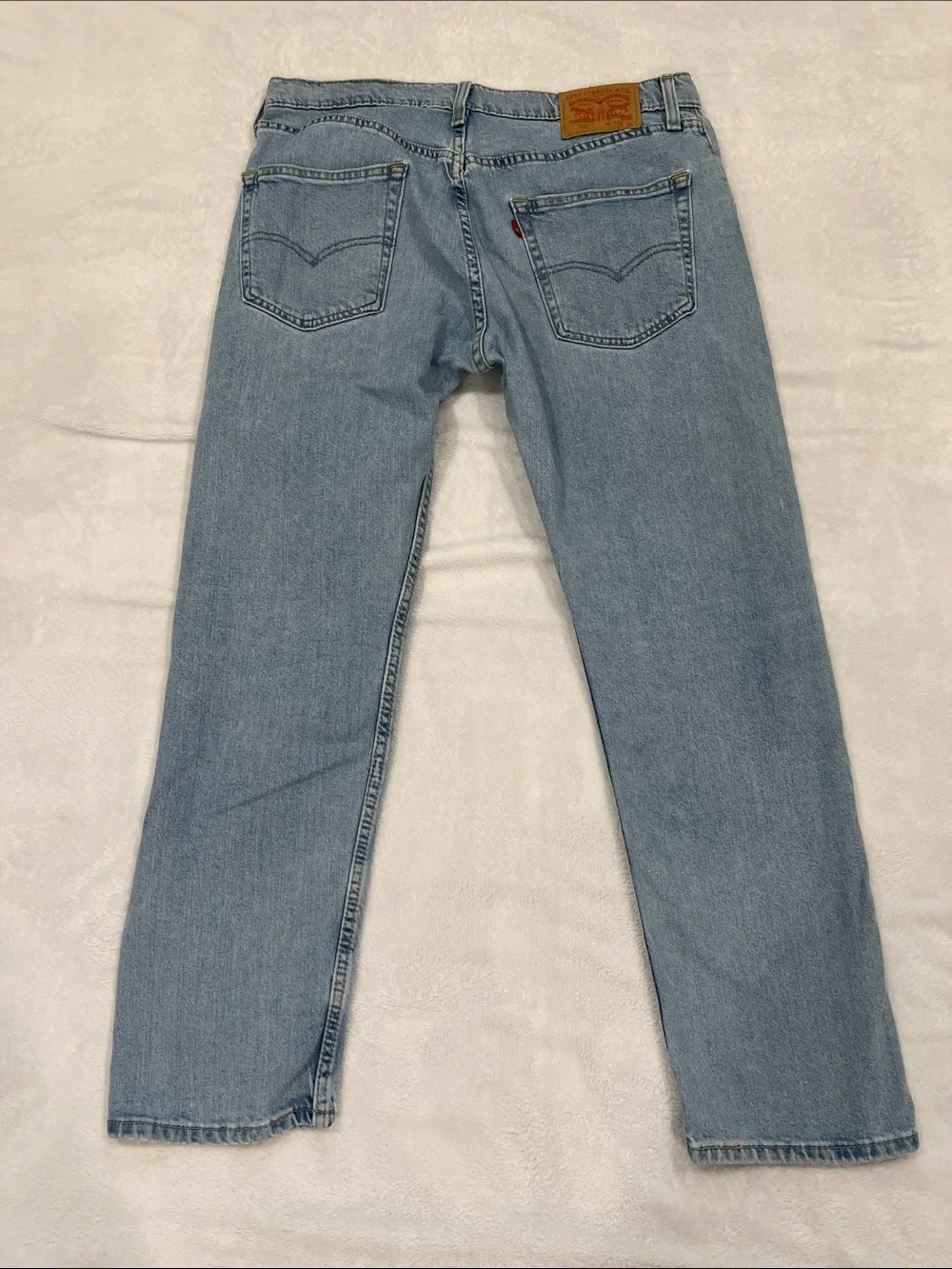 Levi's Men's 502 Relaxed Jeans in Light Blue Denim